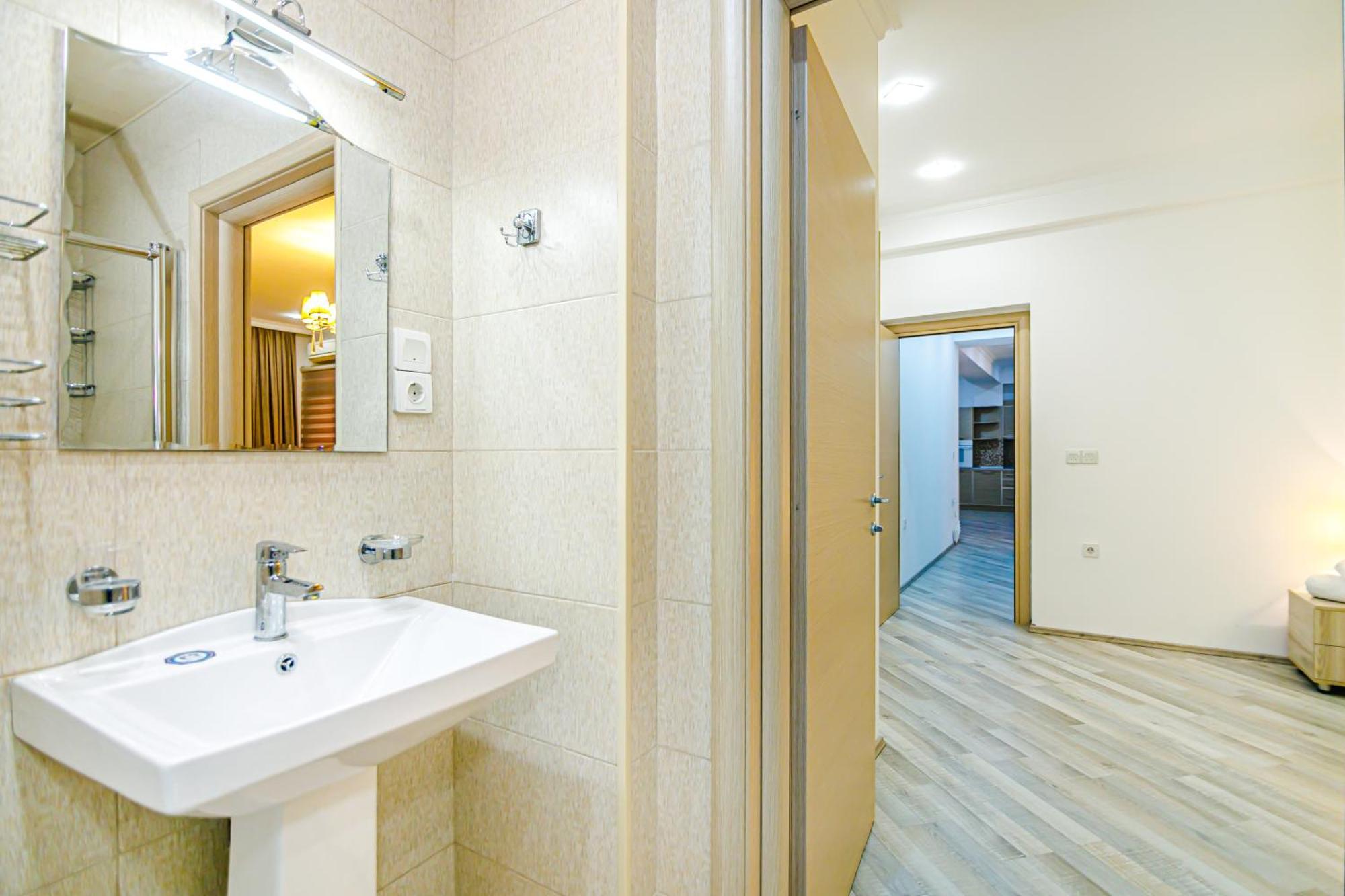 Sultan Luxury In Nizami Street Baku